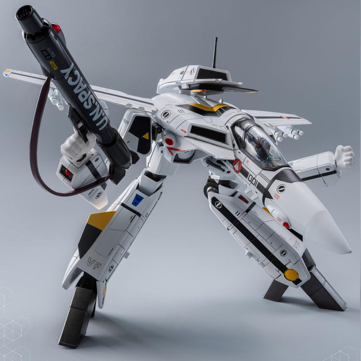ROBO-DOU: VF-1S VERITECH Roy Focker Collectible Figure
