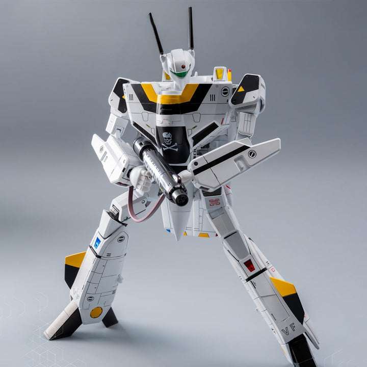 ROBO-DOU: VF-1S VERITECH Roy Focker Collectible Figure